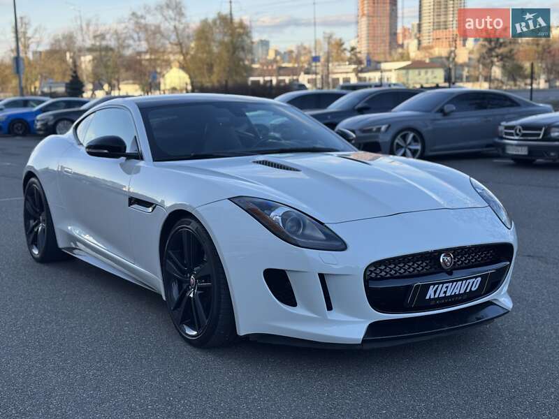 Jaguar F-type (2015)