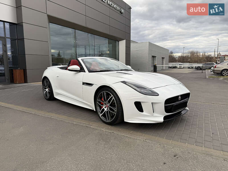 Jaguar F-type (2015)