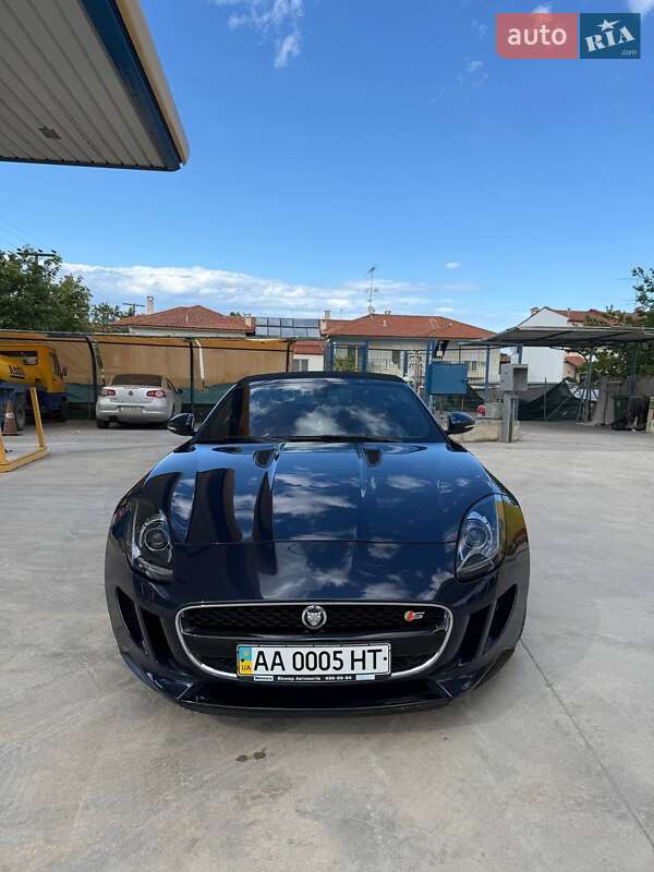 Jaguar F-type (2013)