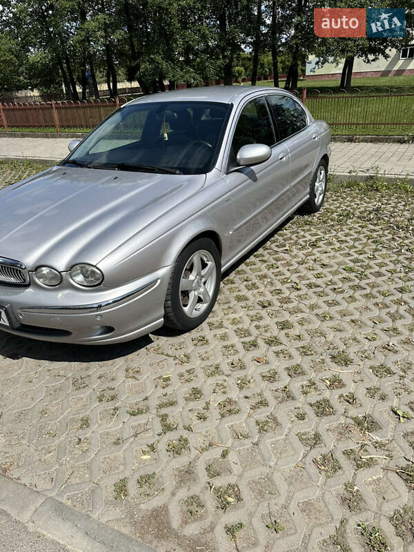 Jaguar X-type (2004)