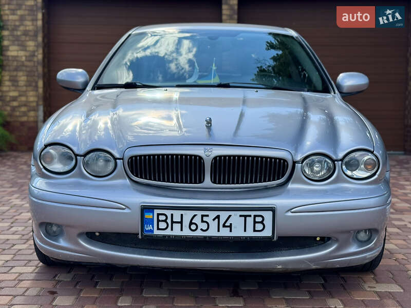 Jaguar X-type (2001)