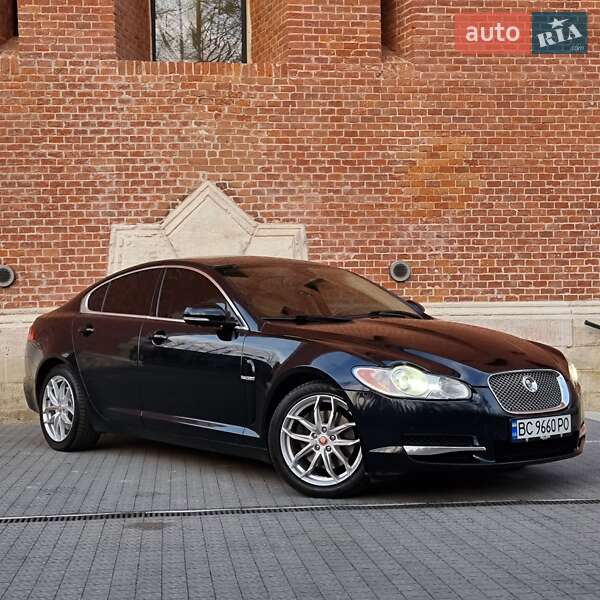 Jaguar Xf (2011)