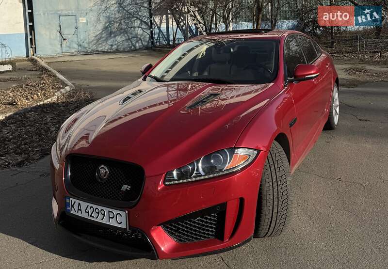 Jaguar Xf (2015)