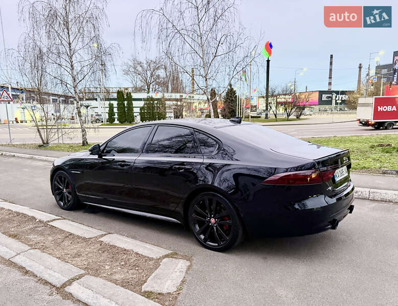 Jaguar Xf (2016)