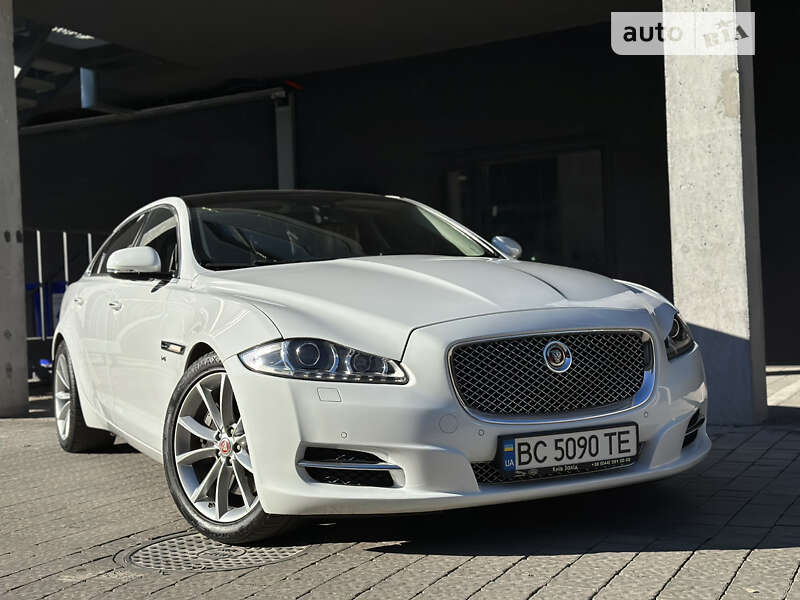 Jaguar Xj (2015)