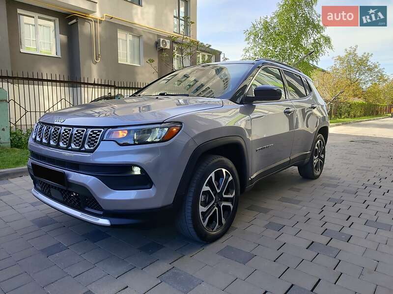 Jeep Compass (2022)