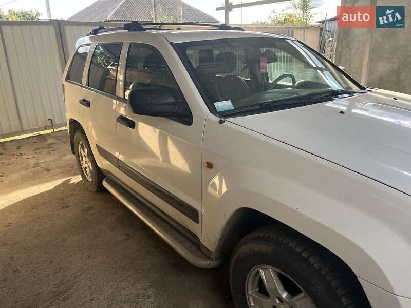 Jeep Grand cherokee (2006)
