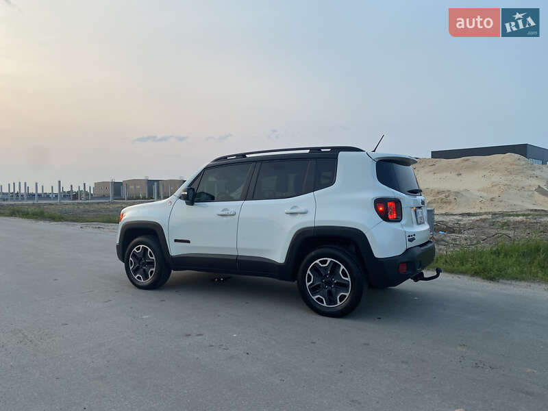 Jeep Renegade (2016)