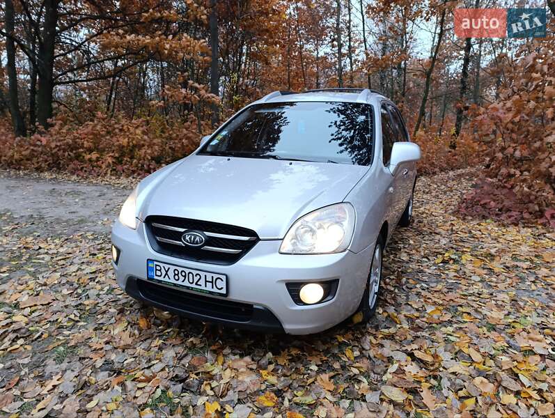 Kia Carens (2006)