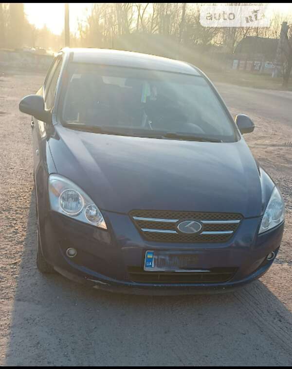 Kia Ceed (2008)