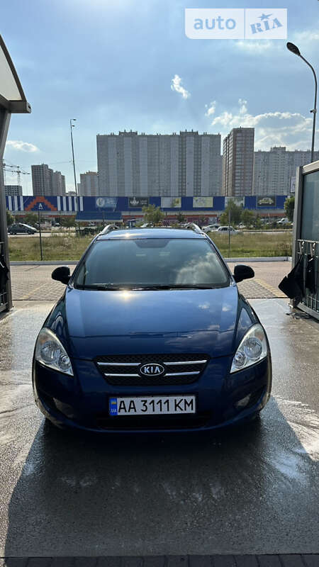 Kia Ceed (2008)