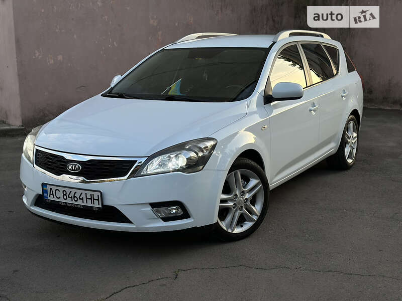 Kia Ceed (2009)
