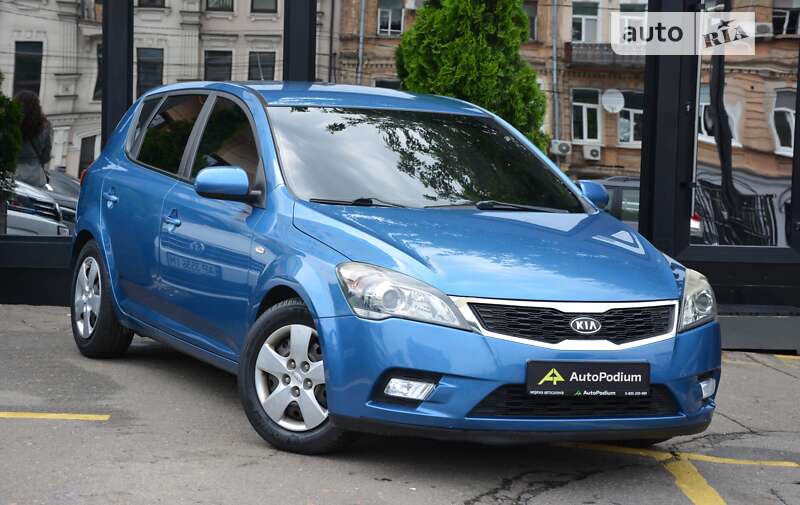 Kia Ceed (2011)