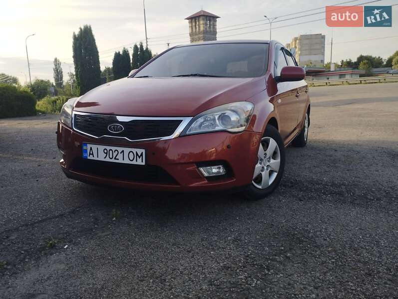 Kia Ceed (2009)
