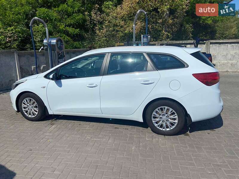 Kia Ceed (2013)