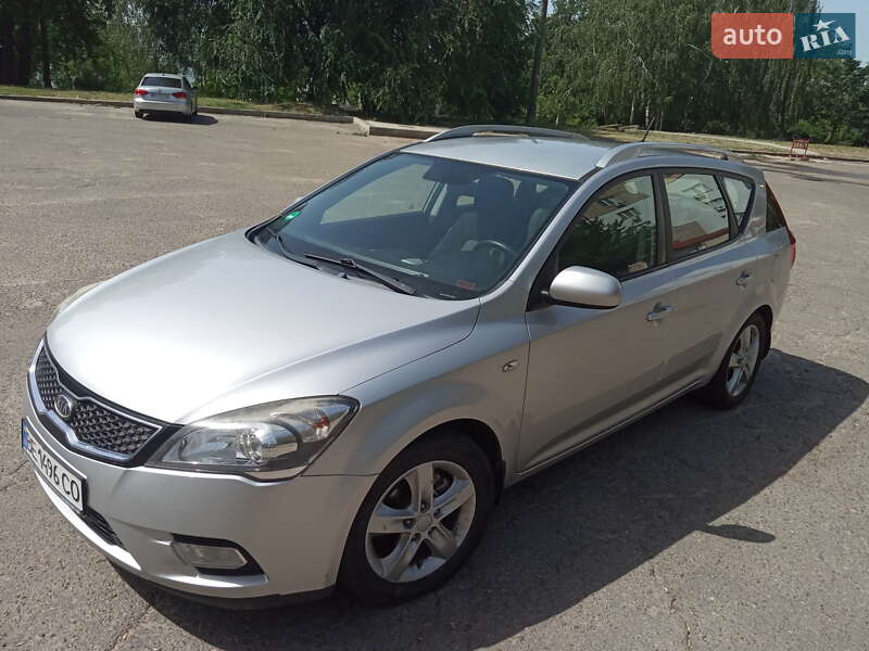 Kia Ceed (2012)