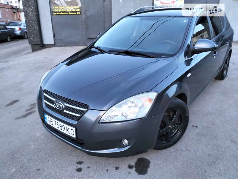 Kia Cee'd (2008)