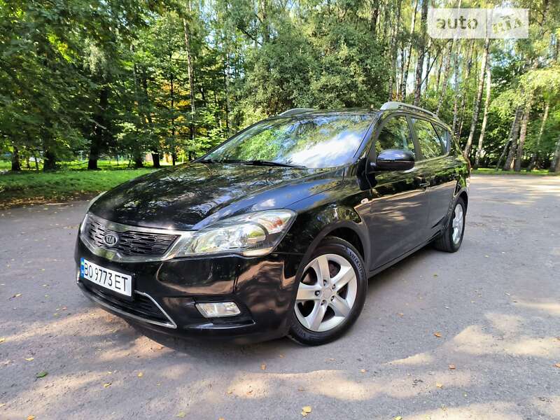 Kia Cee'd (2010)