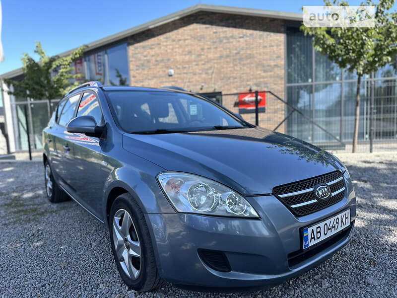 Kia Cee'd (2008)