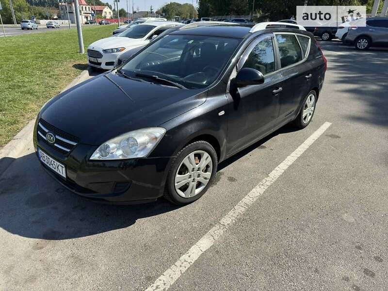 Kia Cee'd (2009)
