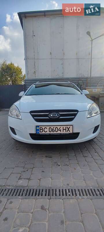 Kia Ceed (2009)