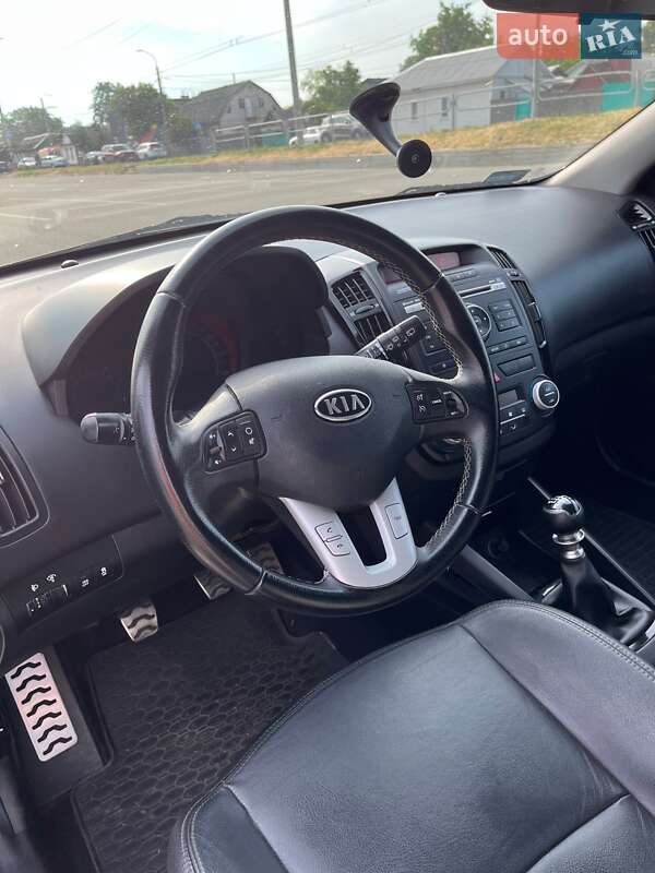 Kia Ceed (2009)