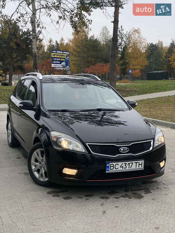 Kia Ceed (2010)