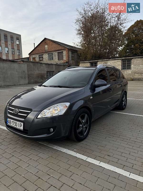 Kia Ceed (2007)