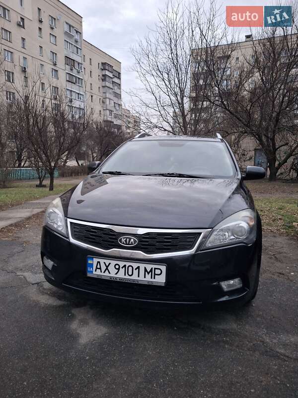Kia Ceed (2009)