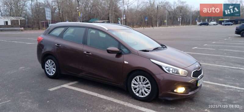 Kia Ceed (2013)