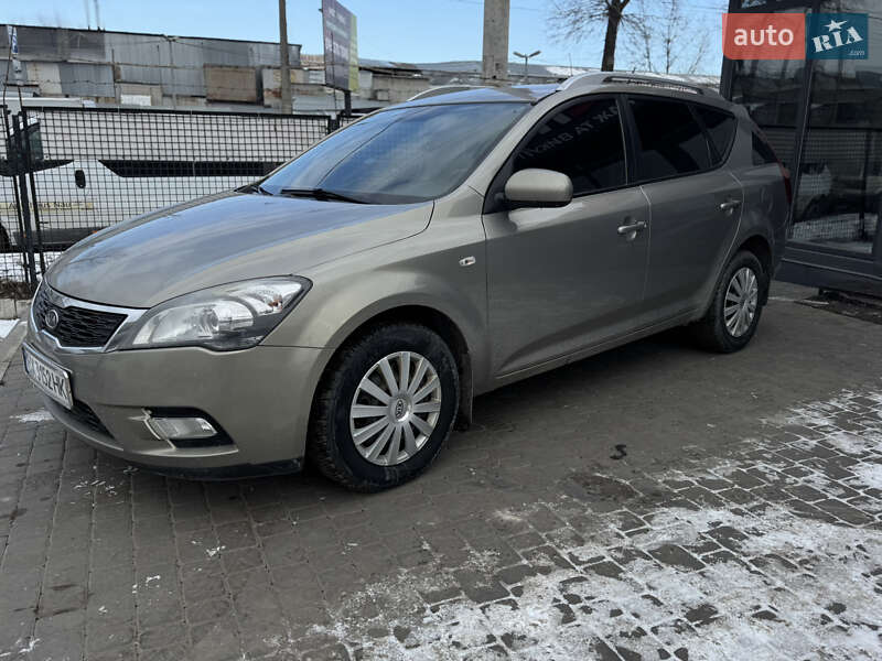 Kia Ceed (2009)