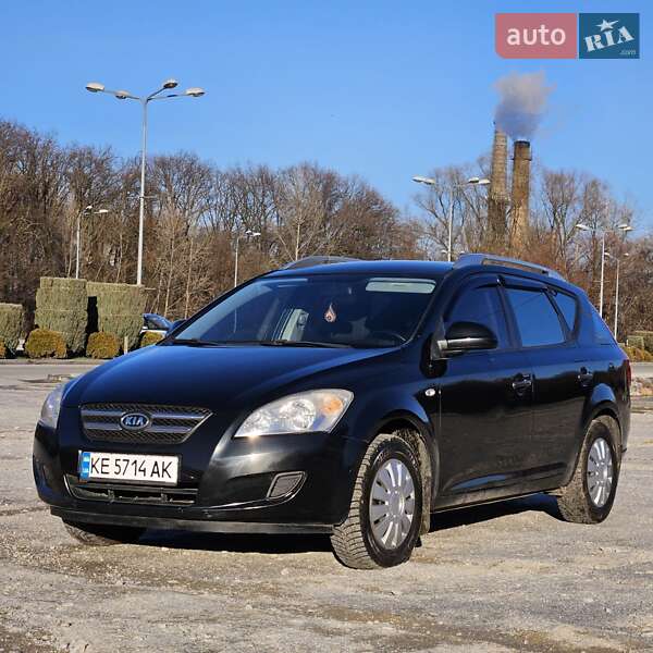 Kia Ceed (2008)