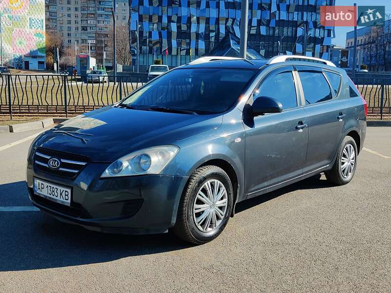 Kia Ceed (2007)