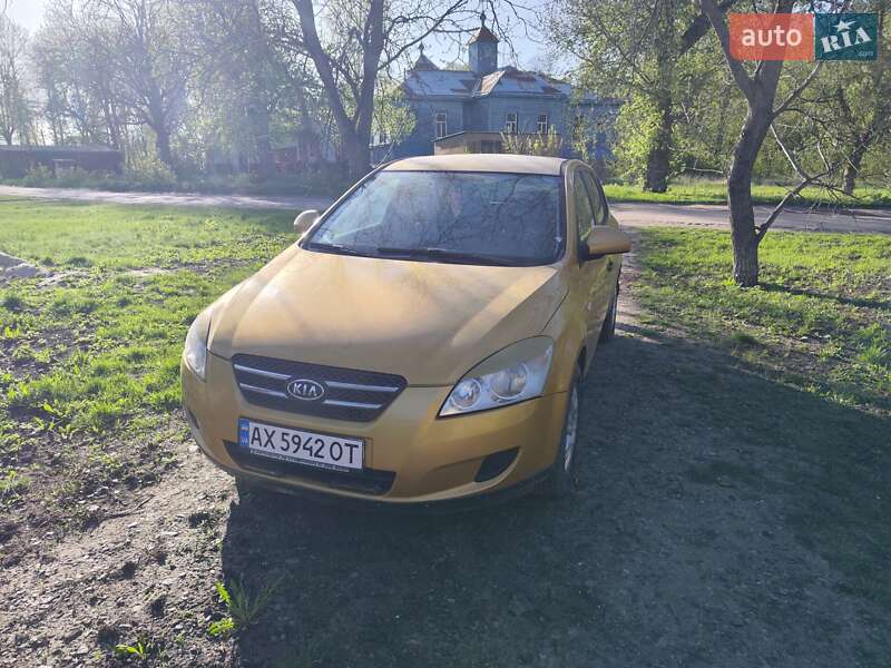Kia Ceed (2009)