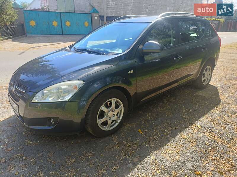 Kia Ceed (2008)