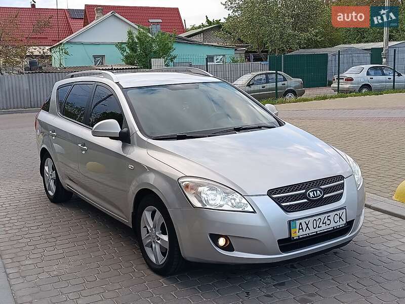 Kia Ceed (2008)