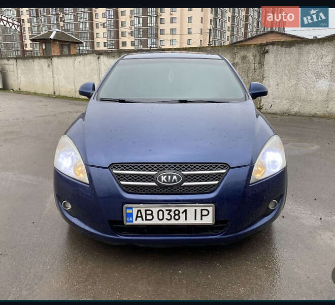 Kia Ceed (2007)
