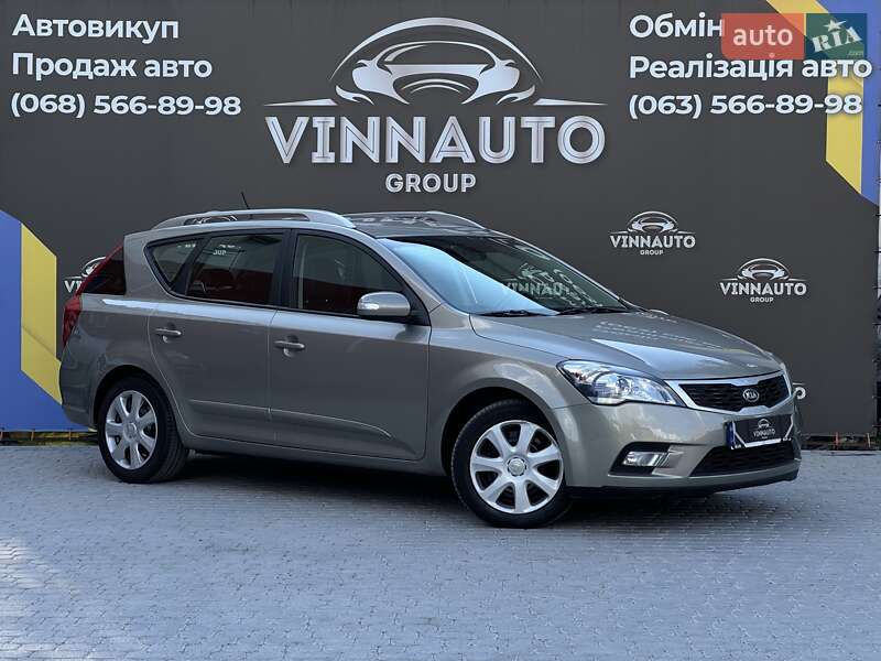 Kia Ceed (2011)