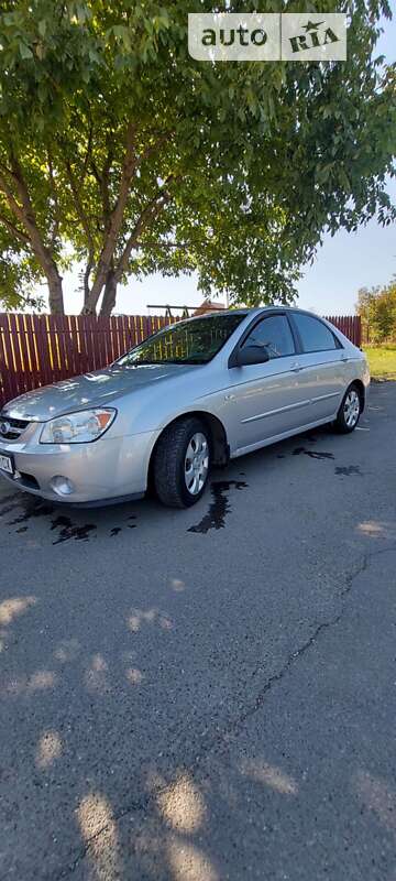 Kia Cerato (2006)