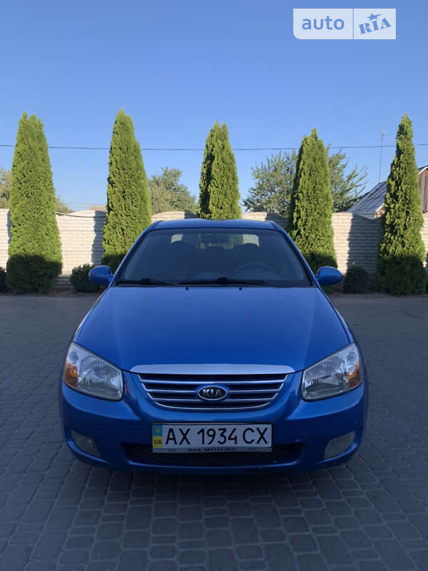 Kia Cerato (2007)