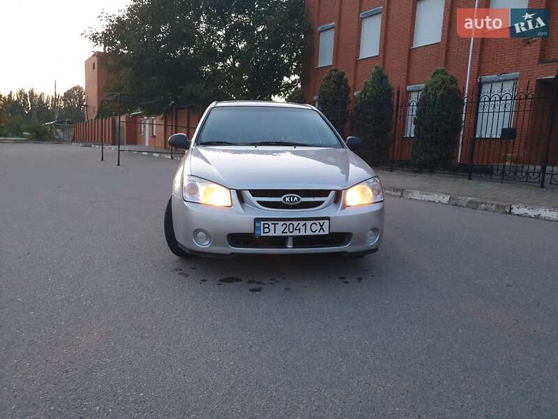 Kia Cerato (2006)