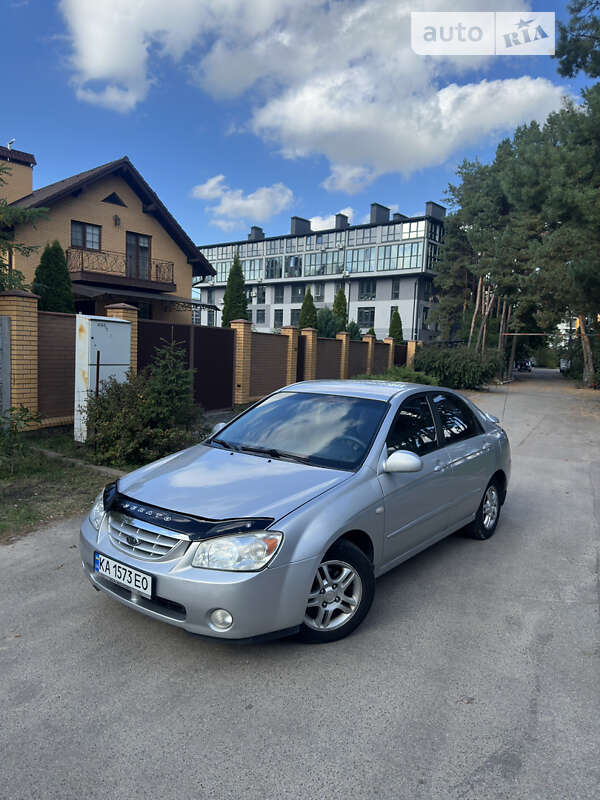 Kia Cerato (2006)