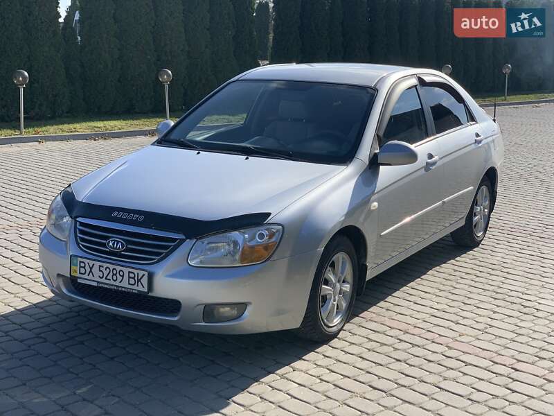 Kia Cerato (2008)