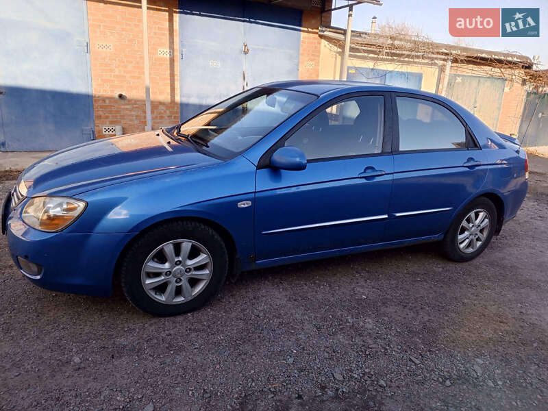 Kia Cerato (2007)