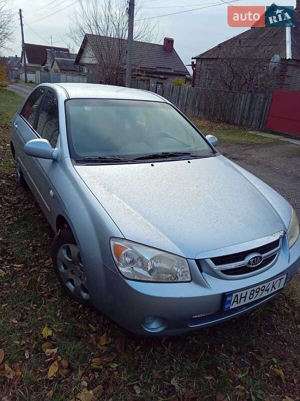 Kia Cerato (2006)