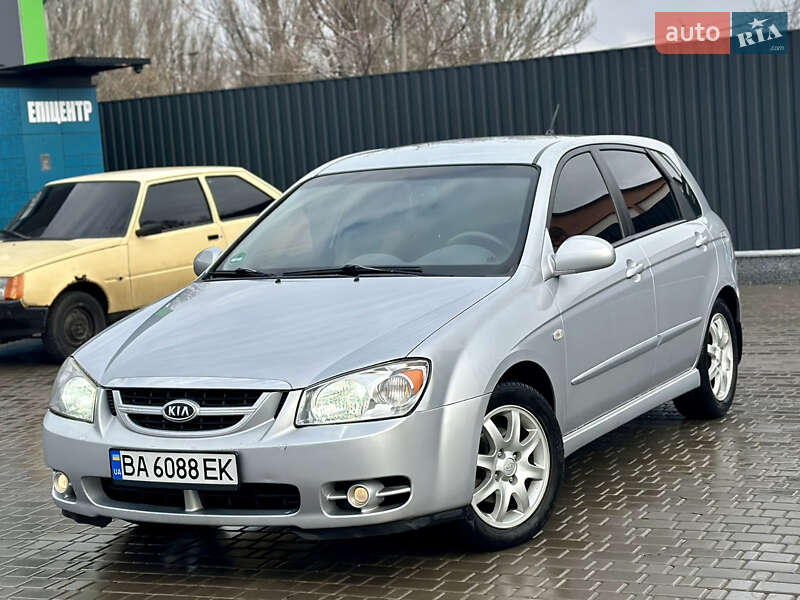 Kia Cerato (2005)