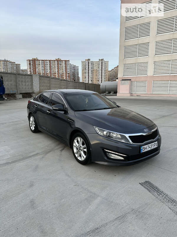 Kia K5 (2011)