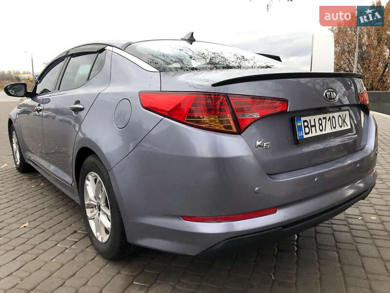 Kia K5 (2011)