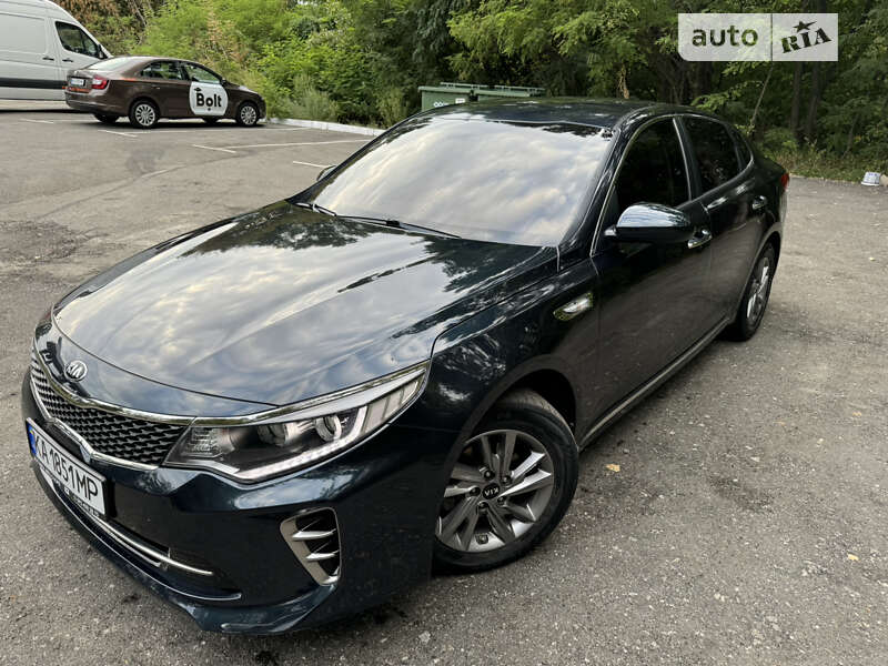 Kia K5 (2017)