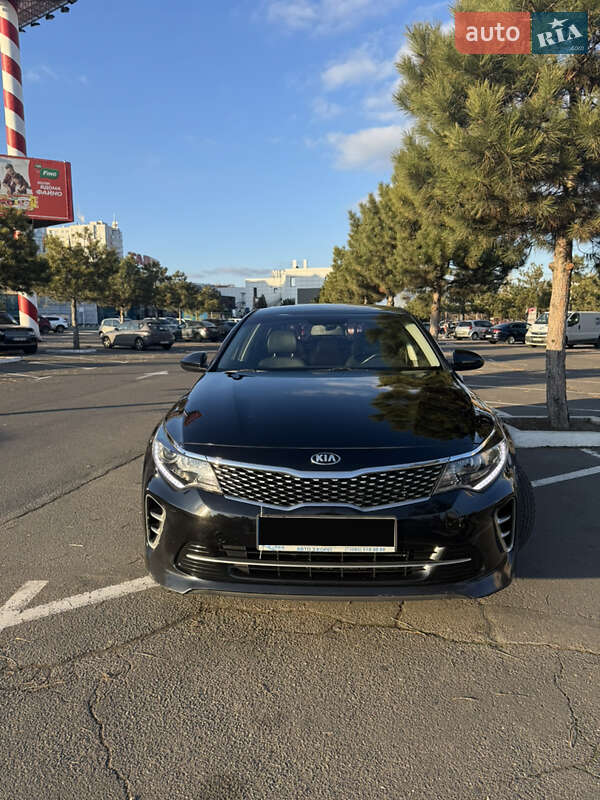 Kia K5 (2016)